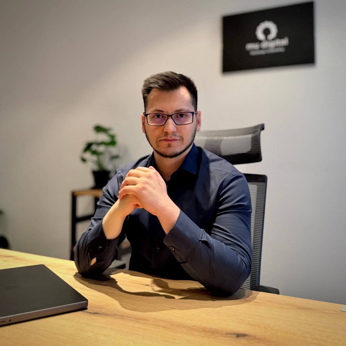 Muharrem, Gründer und Designer von mu digital